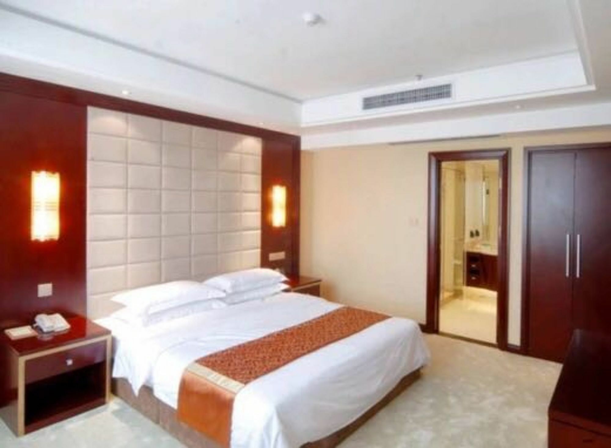 Shenyang Civil Aviation Hotel Eksteriør billede
