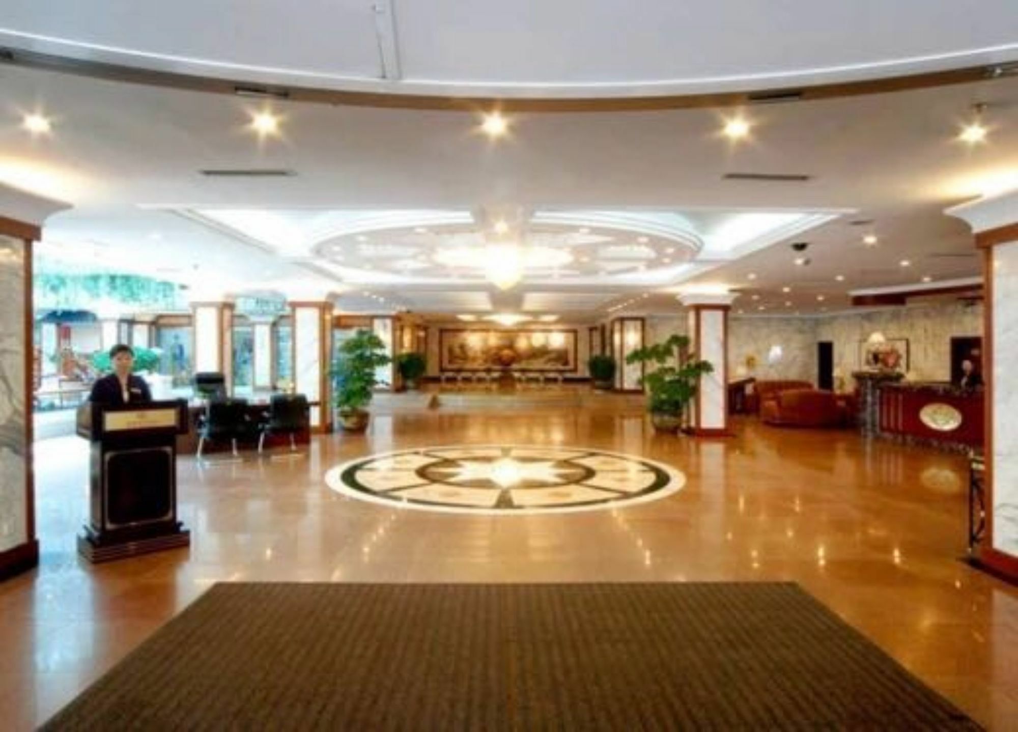 Shenyang Civil Aviation Hotel Eksteriør billede