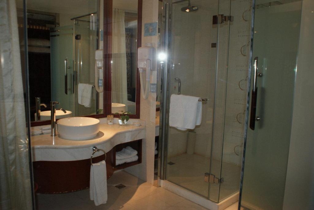 Shenyang Civil Aviation Hotel Eksteriør billede